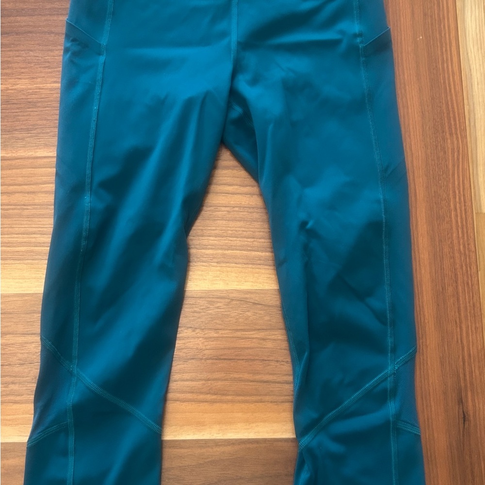 LULULEMON Pace Rival Crop tolfino teal size 6